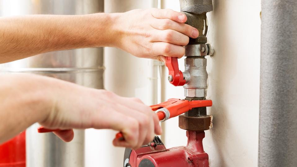 Pumbing Plumbing installation featured image.